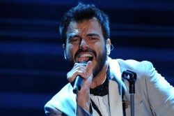 Francesco-Renga-a-Sanremo-2012