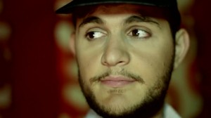 Renzo_Rubino_Il_postino_amami_uomo