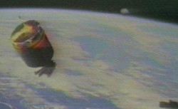 Foto Ufo sulla Luna