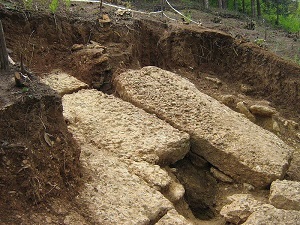 Blocco di pietra della piramide del Sole