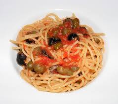 bucatini con capperi